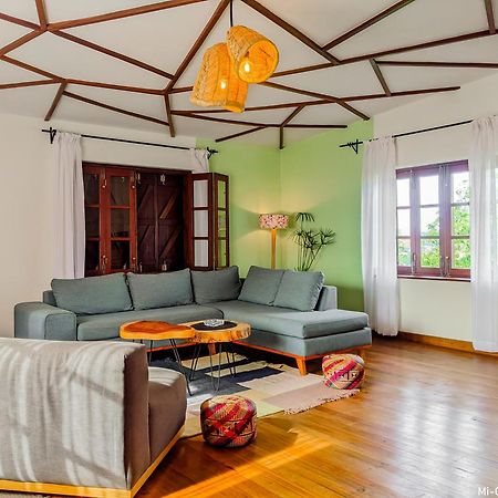 Manga Blue'S Guest House Fianarantsoa Exteriör bild