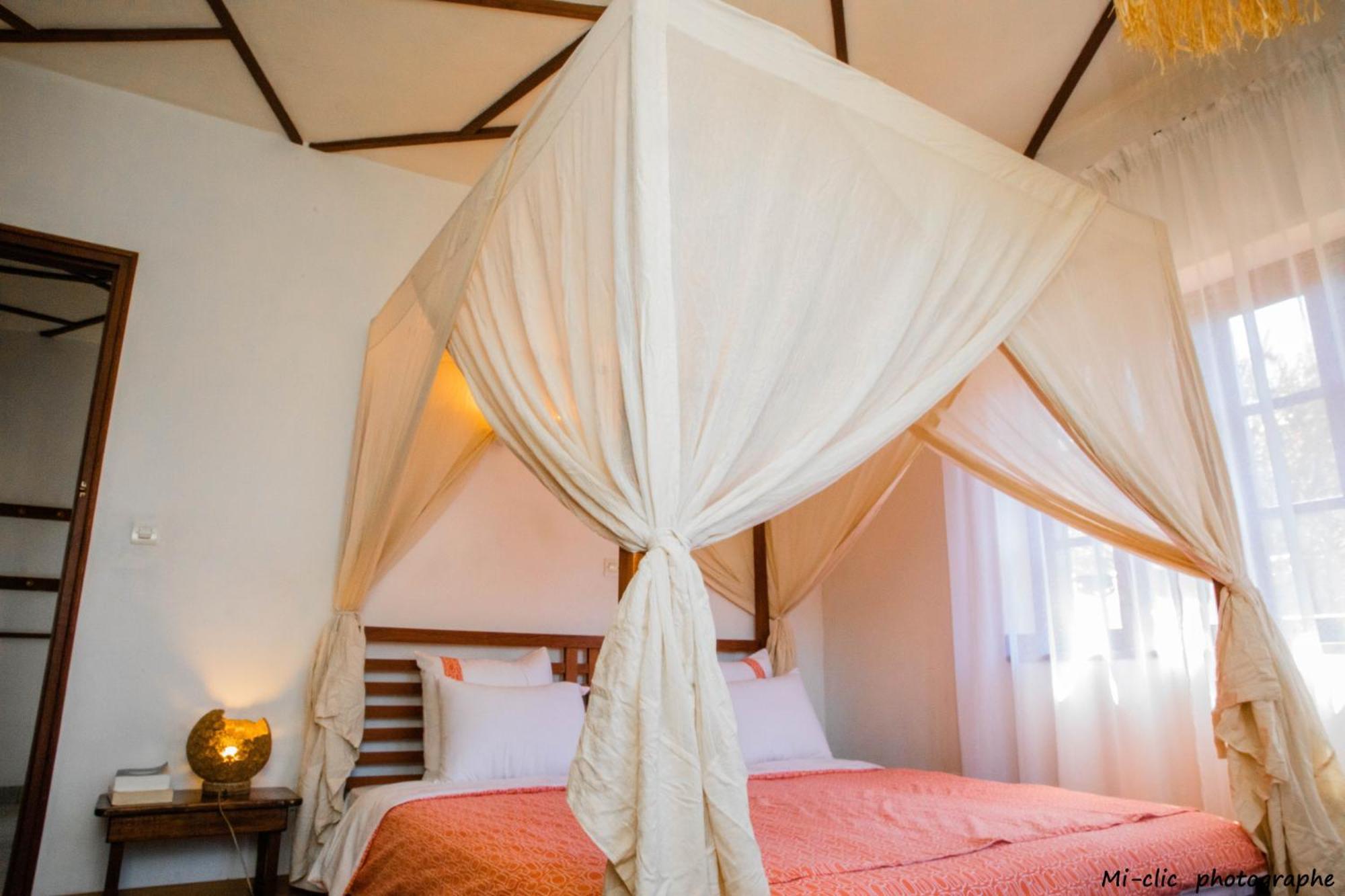Manga Blue'S Guest House Fianarantsoa Exteriör bild